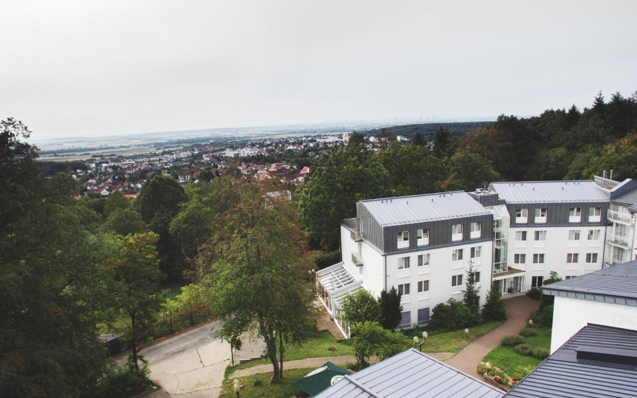 TaunusTagungsHotel Friedrichsdorf Exterior foto